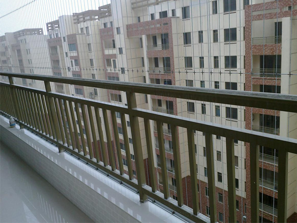 陽臺欄桿多少錢一米? 陽臺欄桿多少錢一米?