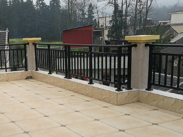 陽臺護(hù)欄顏色大全