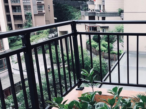 鋅鋼護欄、鋅合金護欄及鋅鋼合金護欄的區(qū)別