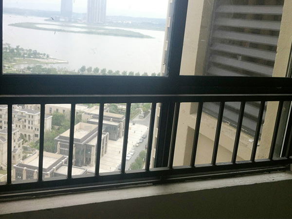 批量采購定制護窗欄桿，從它們中選擇就對了！