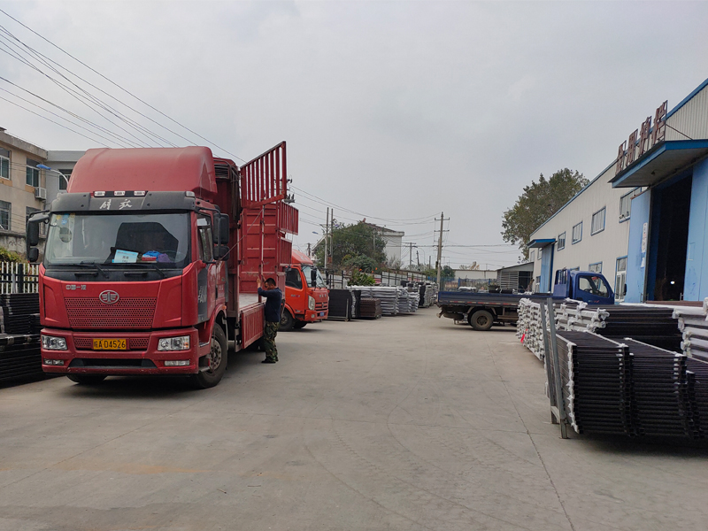 金用護欄2020年10月27日上午鋅鋼飄窗欄桿發貨! 金用護欄2020年10月27日上午鋅鋼飄窗欄桿發貨!