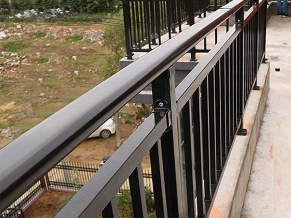 鋅鋼護欄都有哪些優勢？