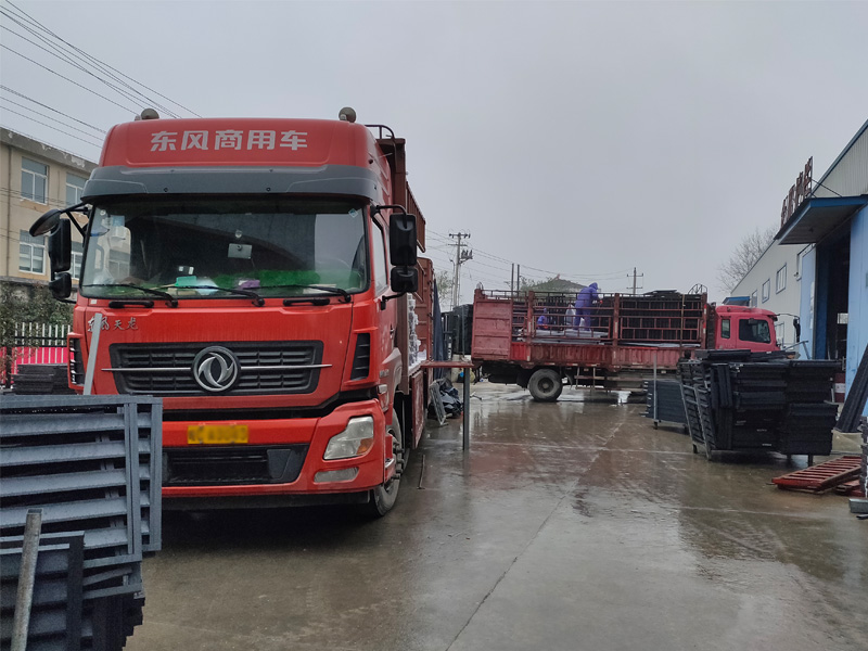 金用護欄2020年12月2日鋁合金百葉窗發(fā)貨! 金用護欄2020年12月2日鋁合金百葉窗發(fā)貨!