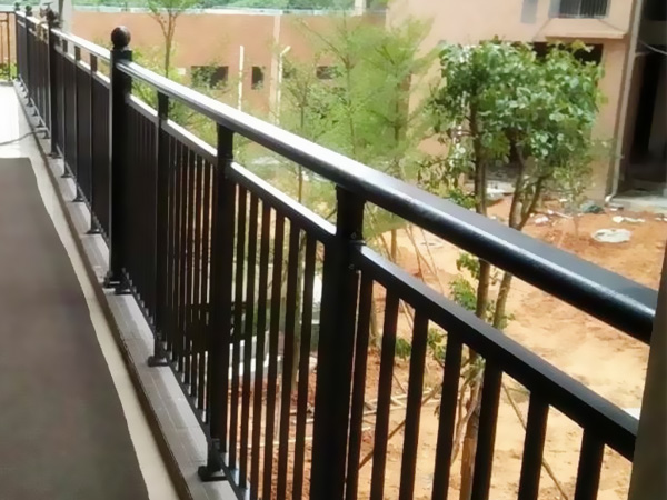 鋅鋼護欄可以用到哪些地方？