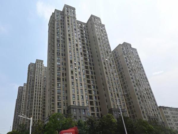 揚州奧園湖濱名都小區空調護欄、樓梯扶手定制