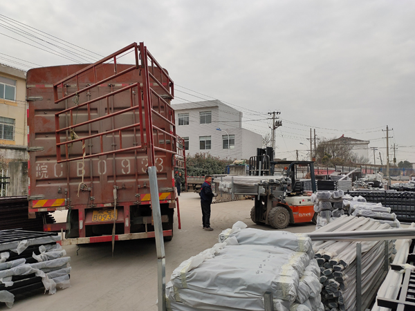 金用護(hù)欄2020年12月24日鋅鋼陽臺(tái)護(hù)欄發(fā)貨！