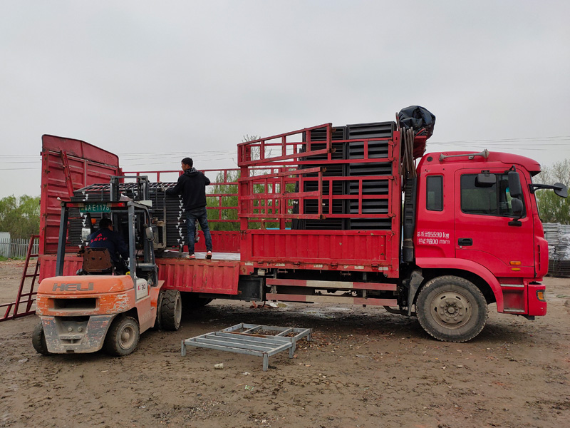 金用護(hù)欄2021年3月31日鋅鋼百葉窗發(fā)貨! 金用護(hù)欄2021年3月31日鋅鋼百葉窗發(fā)貨!