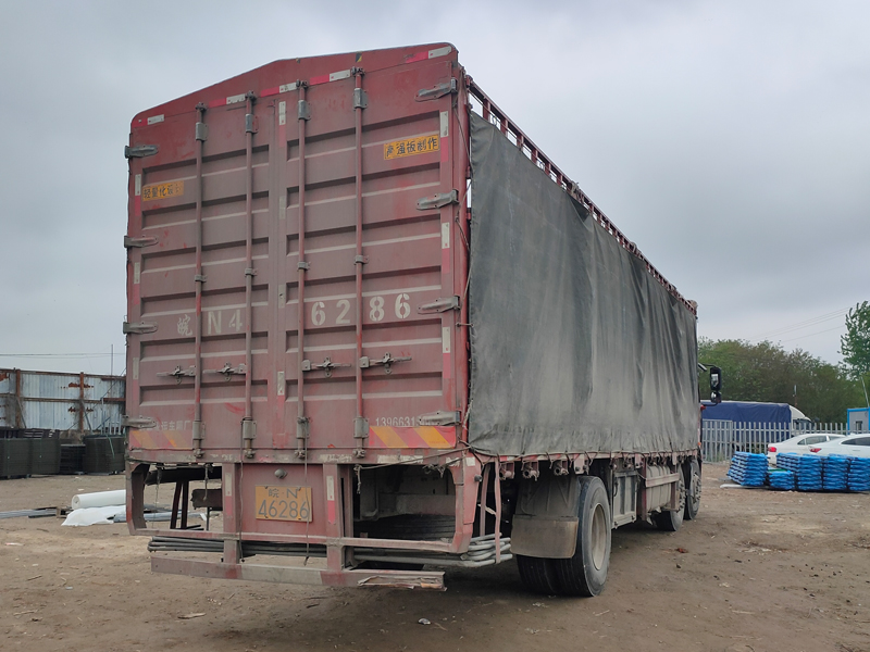 金用護欄2021年4月22日鋅鋼陽臺護欄發貨！