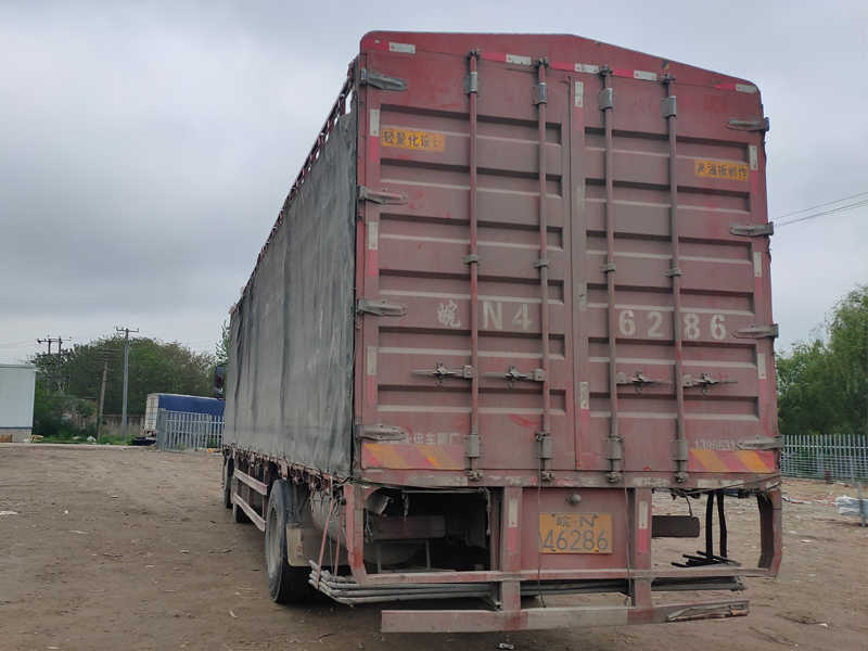 金用護欄2021年4月22日鋅鋼陽臺護欄發貨！