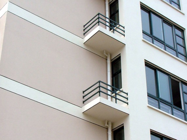 空調(diào)護(hù)欄優(yōu)點與缺點 空調(diào)護(hù)欄優(yōu)點與缺點