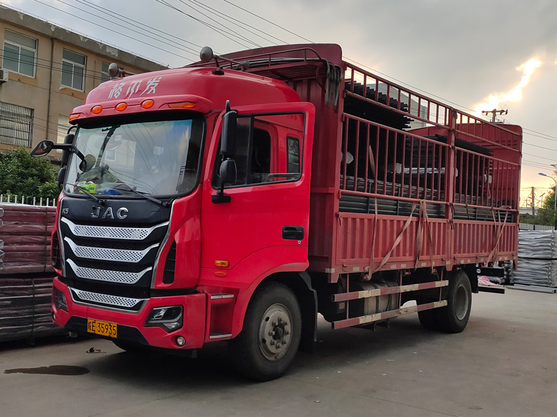 金用護欄2021年6月16日鋅鋼圍墻護欄發貨! 金用護欄2021年6月16日鋅鋼圍墻護欄發貨!