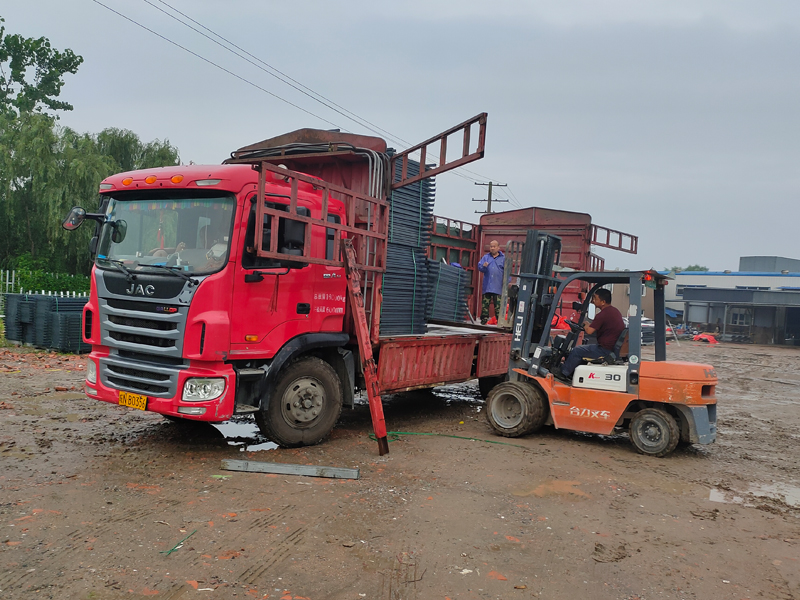 金用護欄2021年6月19日鋅鋼護窗欄桿發貨! 金用護欄2021年6月19日鋅鋼護窗欄桿發貨!