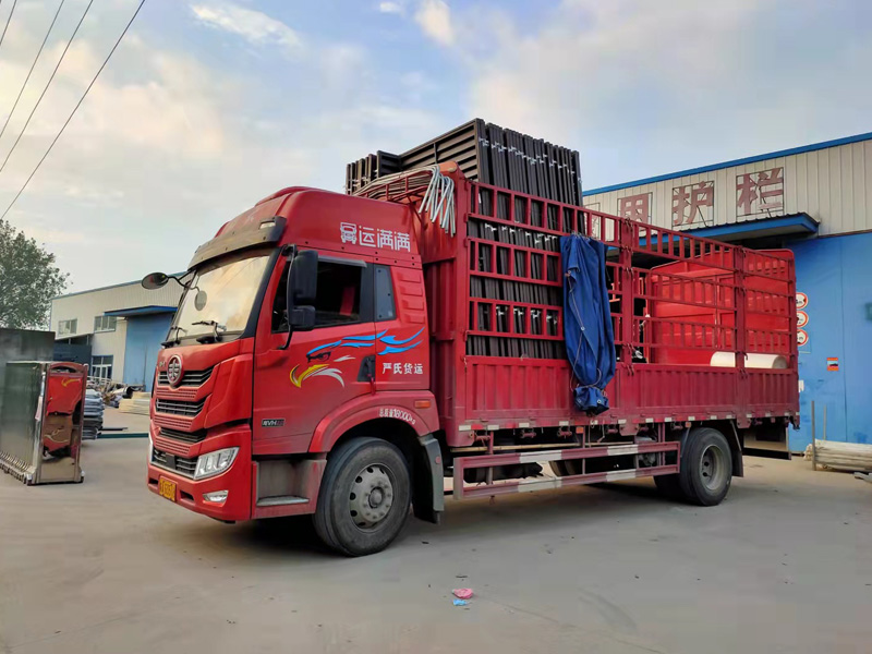 金用護欄2021年9月9日鋅鋼百葉窗發(fā)貨! 金用護欄2021年9月9日鋅鋼百葉窗發(fā)貨!