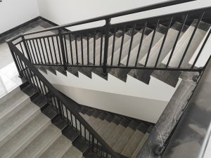 樓梯護(hù)欄介紹 樓梯護(hù)欄介紹