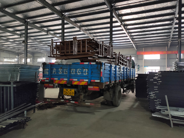 金用護欄2021年10月21日鋅鋼空調護欄發貨！