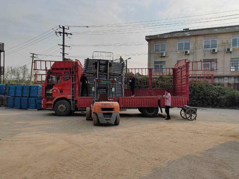 金用護(hù)欄2021年10月26日鋅鋼連廊護(hù)欄發(fā)貨! 金用護(hù)欄2021年10月26日鋅鋼連廊護(hù)欄發(fā)貨!