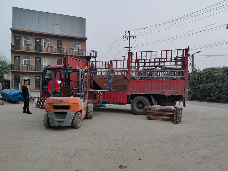 金用護欄2021年11月5日鋁合金空調護欄發(fā)貨！