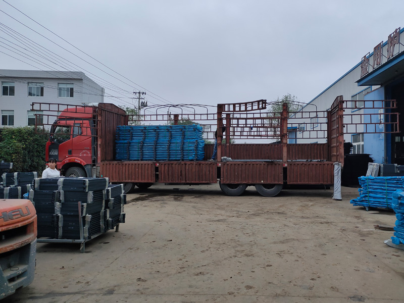 金用護(hù)欄2021年11月12日鋅鋼連廊欄桿發(fā)貨! 金用護(hù)欄2021年11月12日鋅鋼連廊欄桿發(fā)貨!