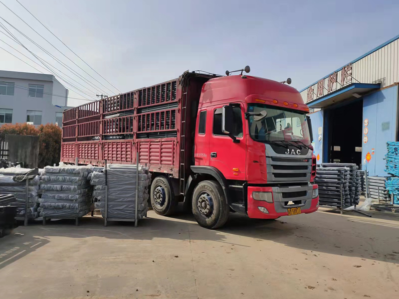 金用護(hù)欄2022年3月24日鋅鋼護(hù)窗欄桿裝車發(fā)貨！