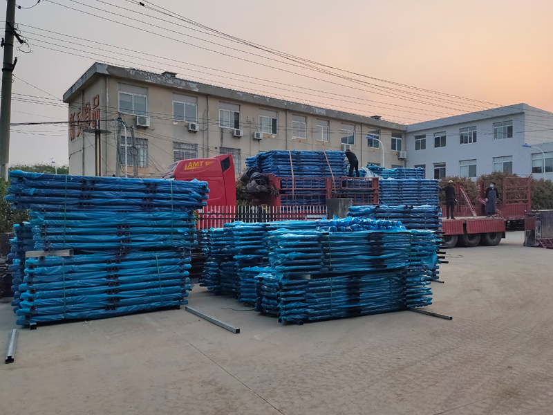 金用護欄2022年4月21日鋅鋼陽臺護欄裝車發(fā)貨! 金用護欄2022年4月21日鋅鋼陽臺護欄裝車發(fā)貨!