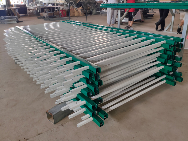 鋅鋼圍欄在哪里采購便宜？