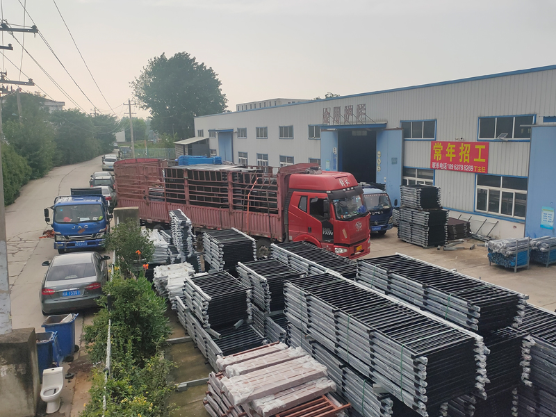 2023年6月30日鋁合金百葉窗裝車發貨！