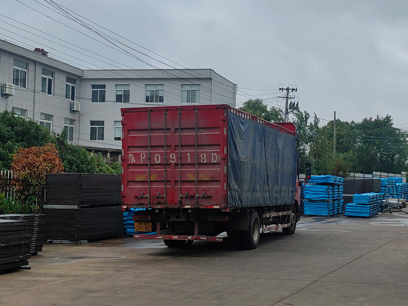 2024年9月12日鋅鋼百葉窗裝車發貨！