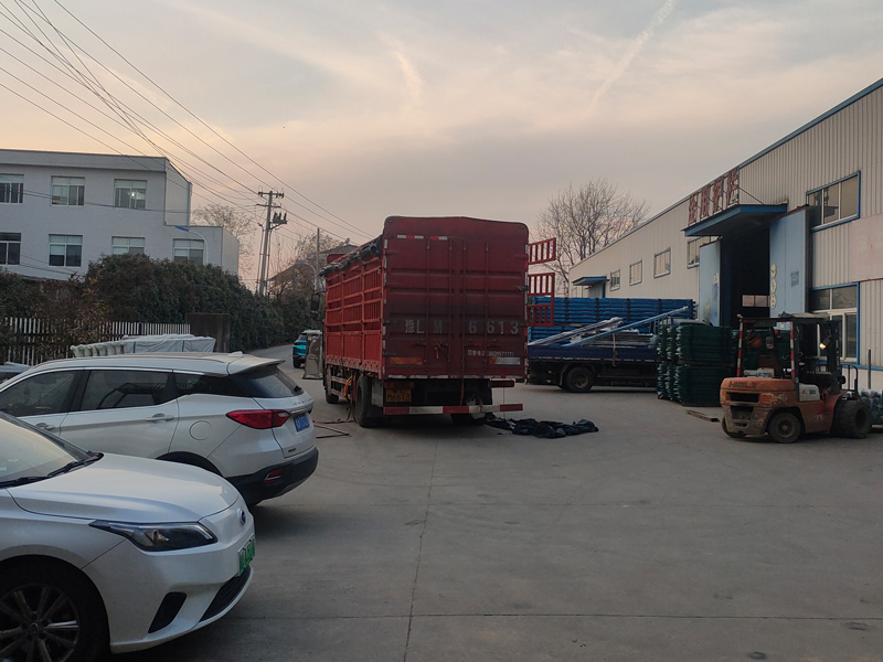  2025年2月13日鋅鋼圍墻護(hù)欄裝車(chē)發(fā)貨！