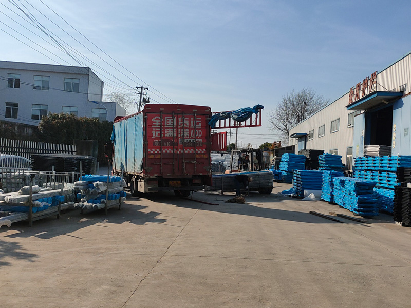 2025年3月17日鋅鋼組裝欄桿裝車發(fā)貨！